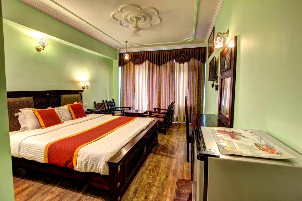 Hotel The Himachal Inn Manāli Exterior foto